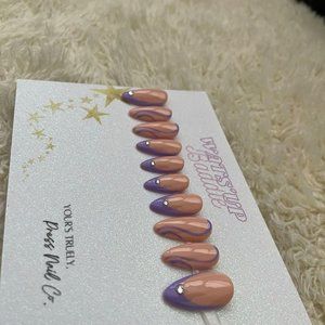Nudes French tip swirl pastel purple Pressons